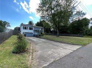 3772 Adrian Dr SE, Warren, OH