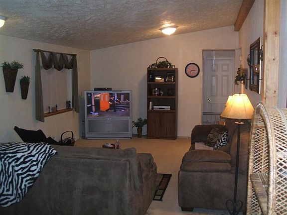 4th image of 11210 E Fairview Ave