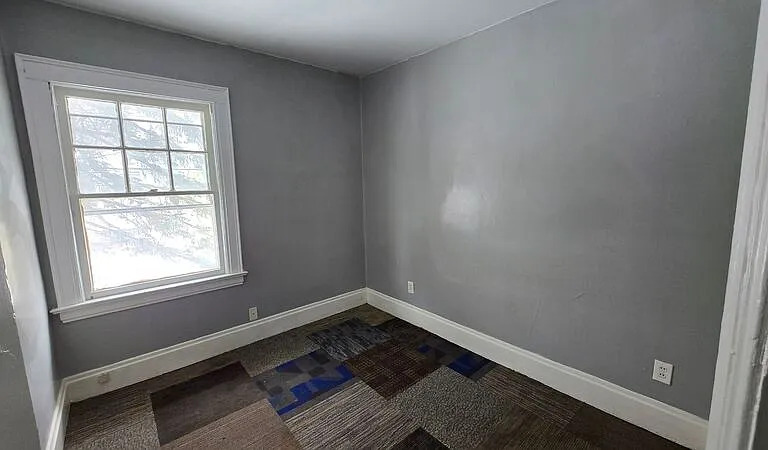 333 Rosewood Ter #1 — Photo 5