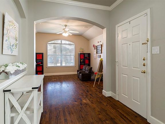 4th image of 5408 Raincrest Dr