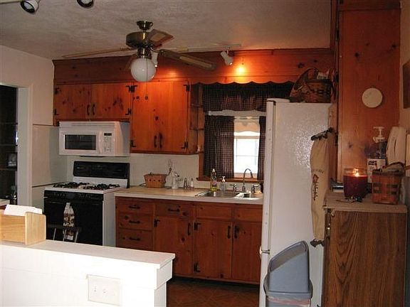 country kitchen
