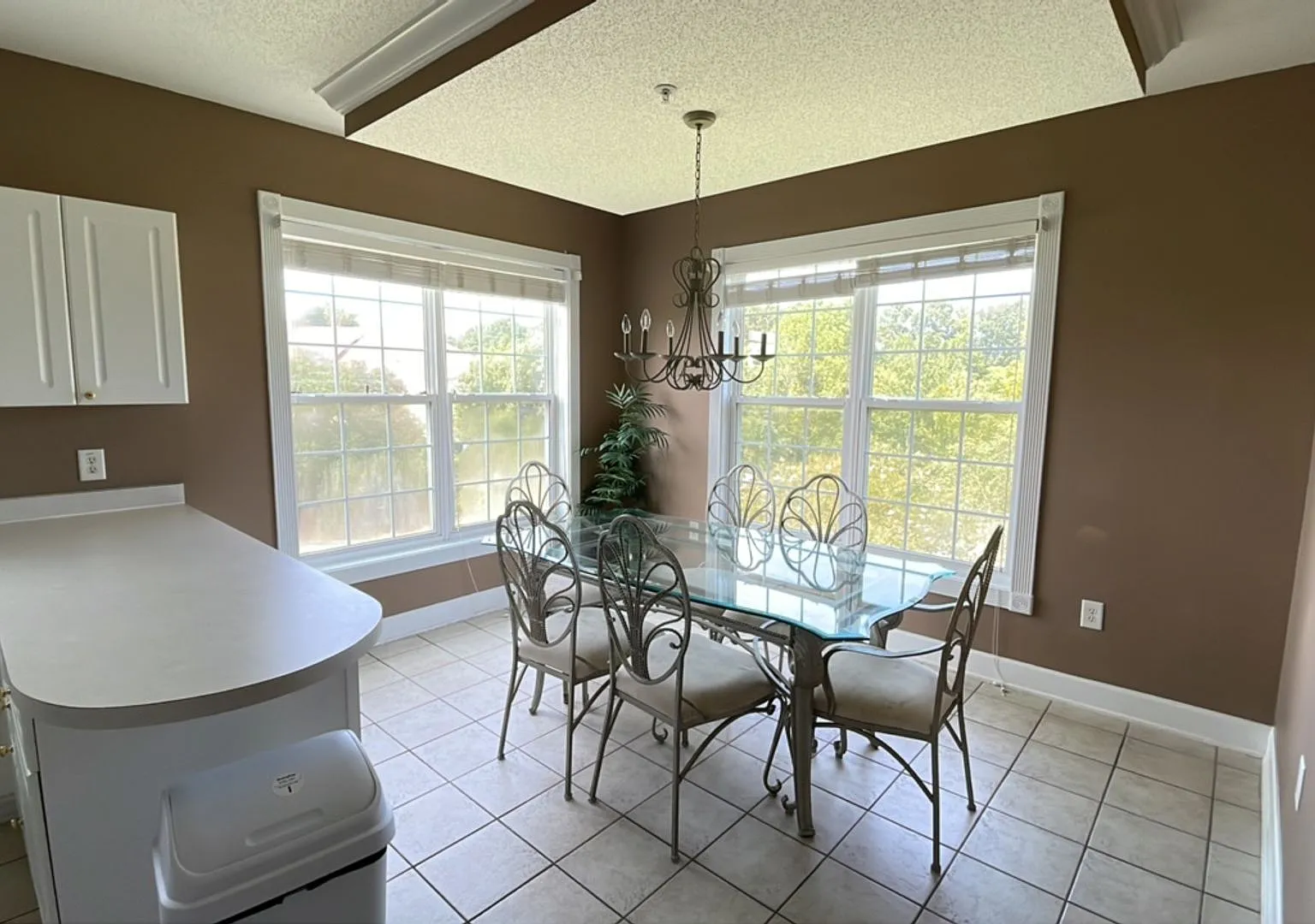 3 bedroom/2 bath furnished condo in Harbour Cove — Photo 4