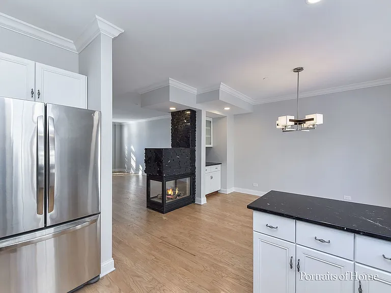 850 Shandrew Dr — Photo 9