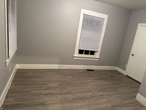 5th image of 331 Wood St #331