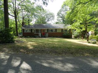 206 Forest Lane Dr, Gaffney, SC 29340