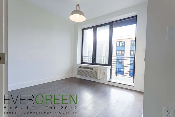 Rented by Evergreen Apartments BK | media 21