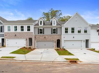 544 Feldspar Way, Lawrenceville, GA 30043