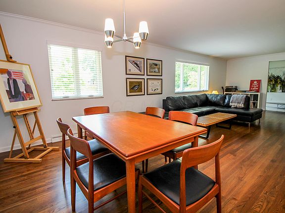 4th image of 4315 Shelbourne Ln