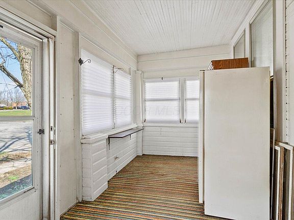 3rd image of 324 S Court St