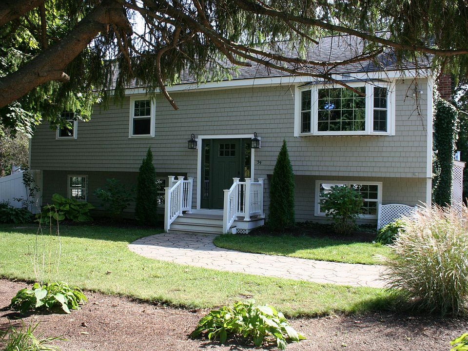 1st image of 39 Siasconset Drive