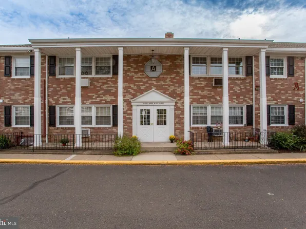 403 S Main St Unit A203, Doylestown, PA 18901