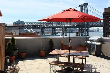 Sold by The InHouse Group