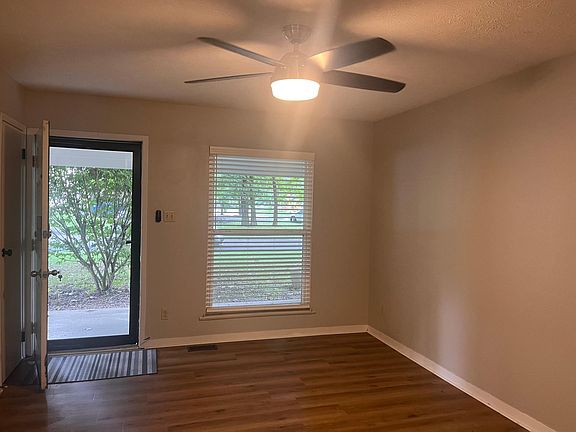 4th image of 333 Beechwood Ct #A