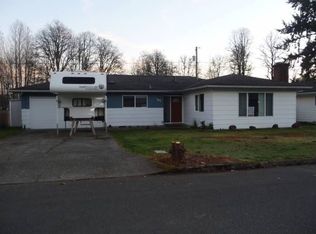 57 Sunset Pl, Saint Helens, OR 97051