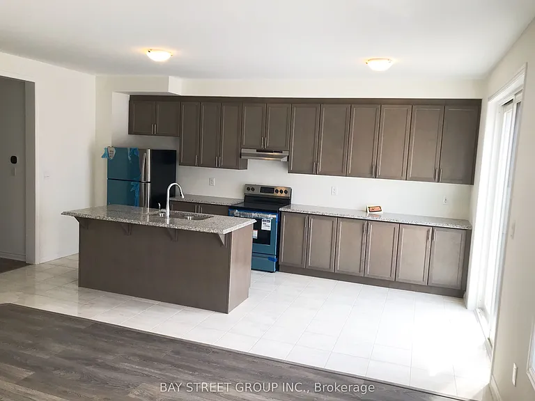 9 Ness Dr — Photo 2