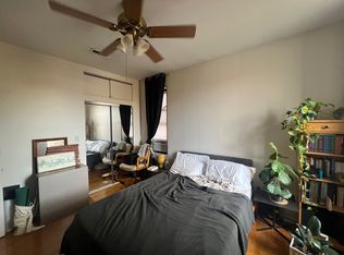 1525 W 19th St Front 1, Chicago, IL 60608