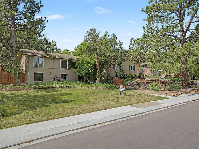 735 Big Valley Dr — Photo 2
