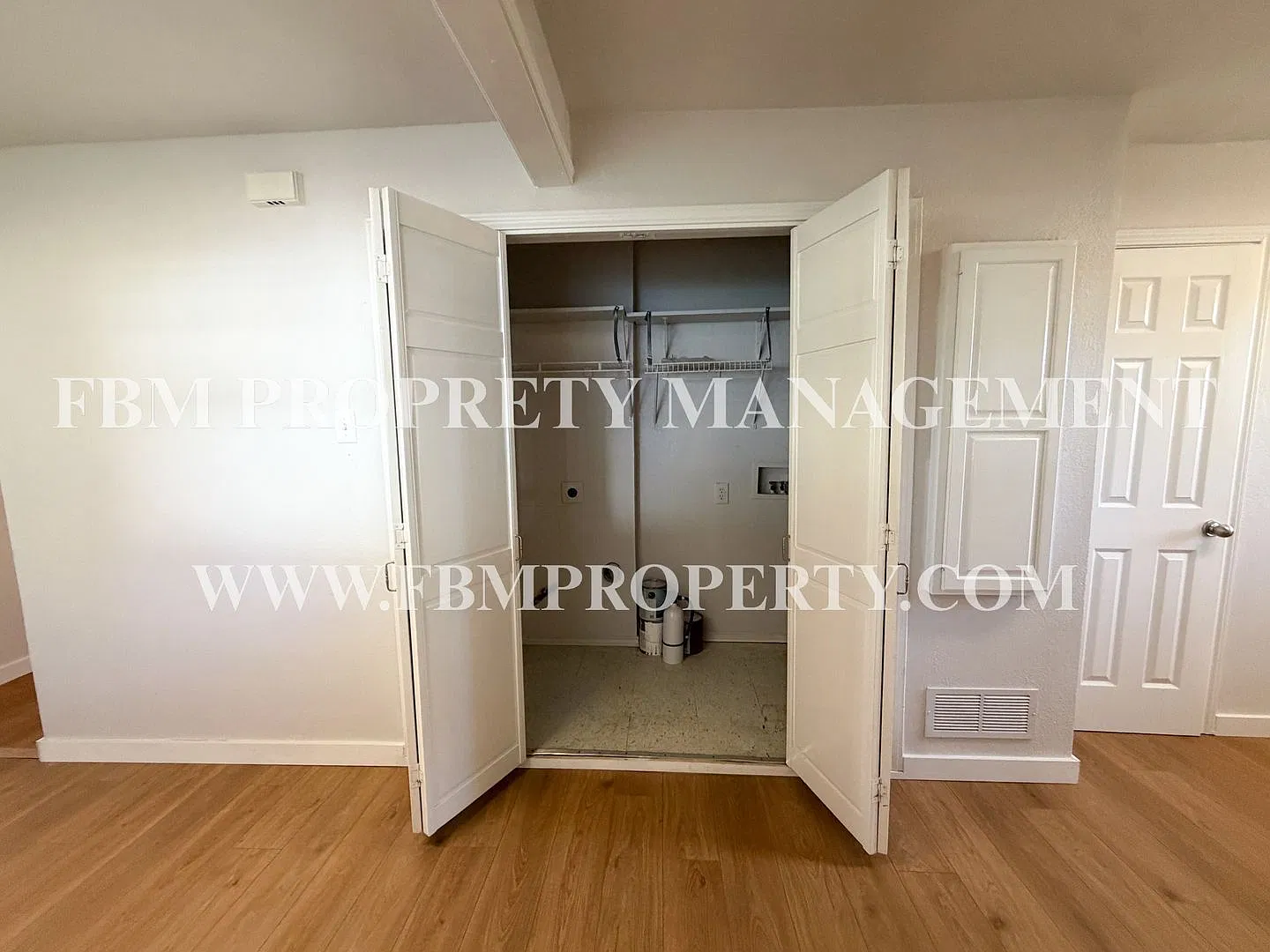 3 bed, 2.0 bath, 1280 sqft, $1,575 — Photo 4