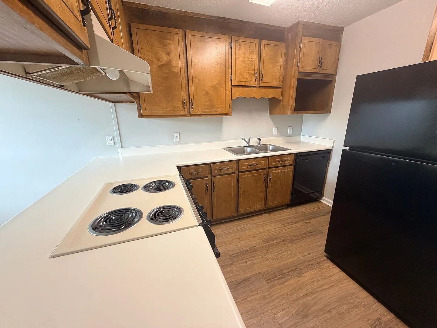 Remerton Townhomes — Photo 4