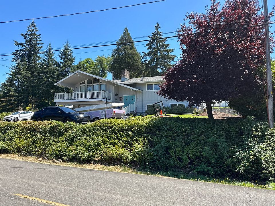 2nd image of 371 Pioneer Way