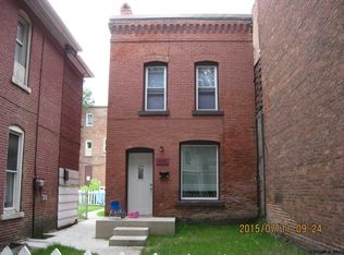 1905 Jackson St, Dubuque, IA 52001