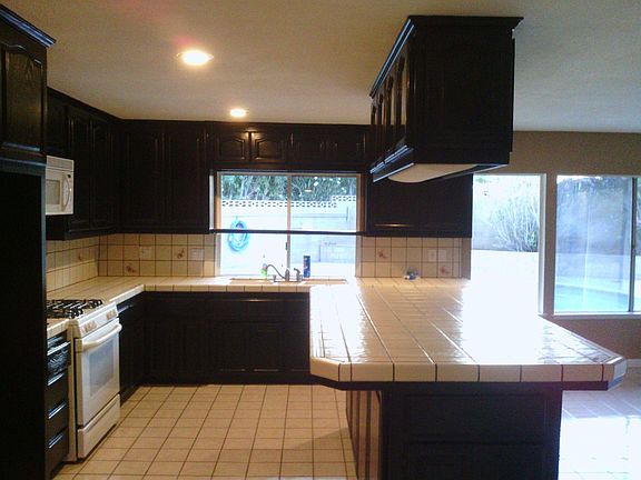4th image of 1118 E Norberry St