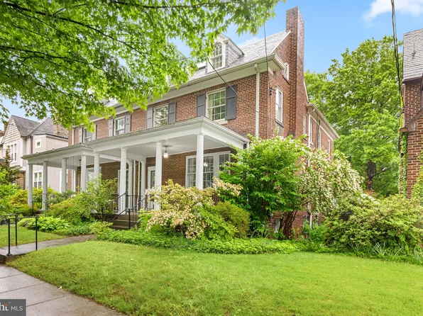 3637 Veazey St NW, Washington, DC 20008