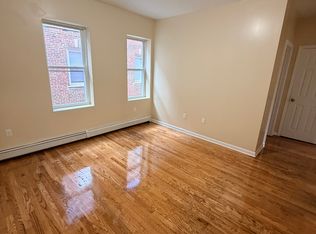 310 Edgewood Ave APT 3, New Haven, CT 06511