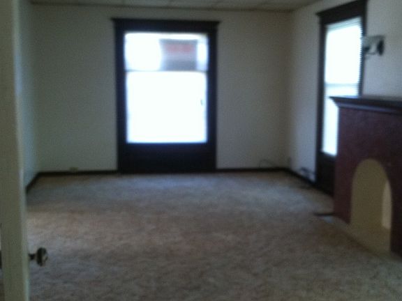 5th image of 308 Willard Street # First Floor