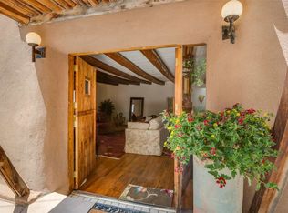 1027 Canyon Rd APT C, Santa Fe, NM 87501