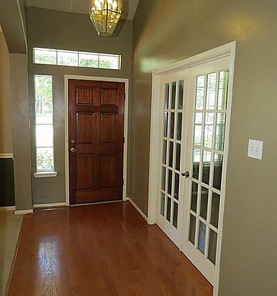 2nd image of 29010 Forest Hill Dr