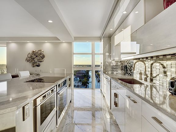 5th image of 2200 S Ocean Blvd #1101
