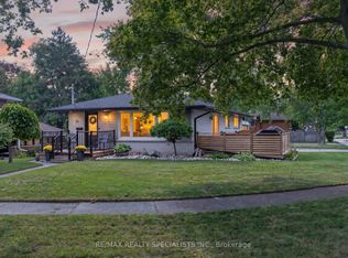 70 Duncairn Ave, Kitchener, ON N2M 4S4