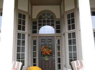 16620 Pine Ridge Pass, Leo, IN 46765