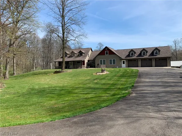 10360 Deer Run Dr, Fredericksburg, OH 44627
