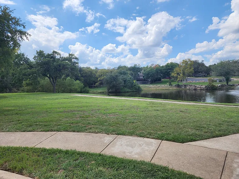 200 Sutterville Cv — Photo 26