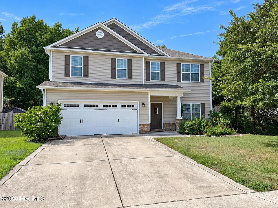 439 Patriots Point Ln