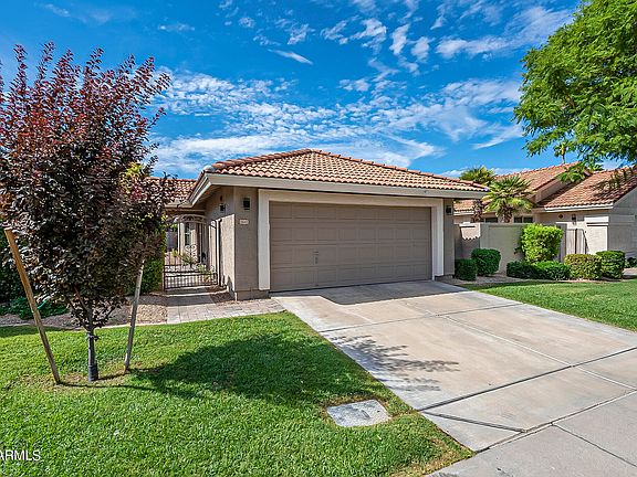 3rd image of 8845 E SUNNYSIDE Drive
