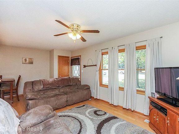 2nd image of 504 N Kenwood Blvd