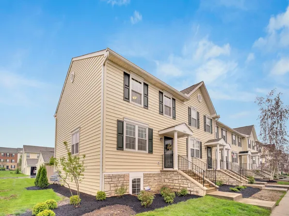 5884 Andrew John Dr #21588, New Albany, OH 43054