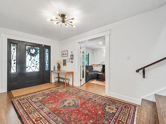 3rd image of 10974 126th St NW