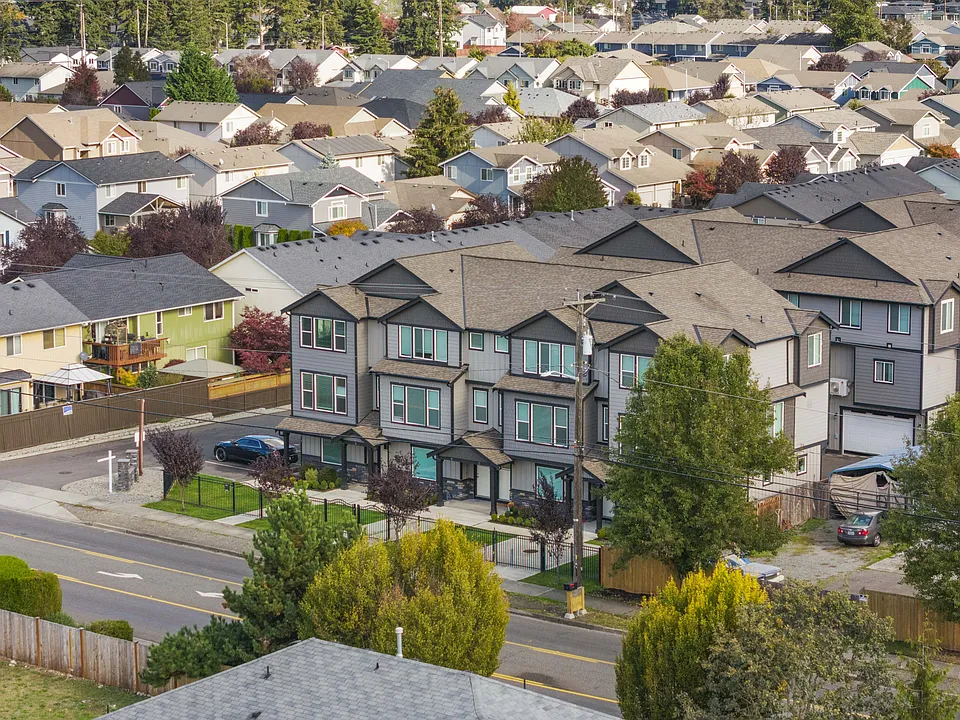Rainier View Court