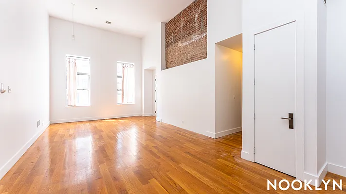 Rented by Nooklyn NYC LLC | media 17