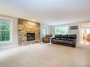 3 Strawberry Ln, Methuen, MA 01844