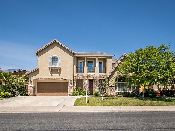 3rd image of 3320 Black Oak Dr