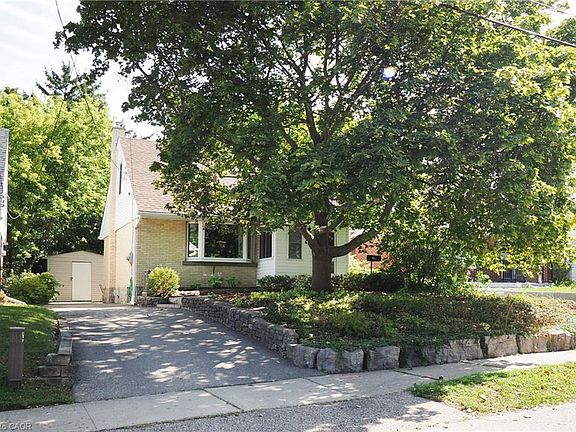 2nd image of 60 Belmont Ave W