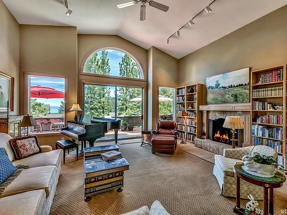 3rd image of 337 Uplands Way