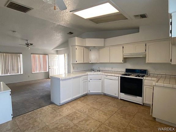 5th image of 1181 Chippewa Dr