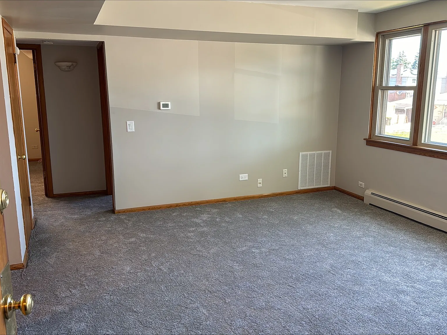 2 bed, 715 sqft, $1,650 — Photo 2