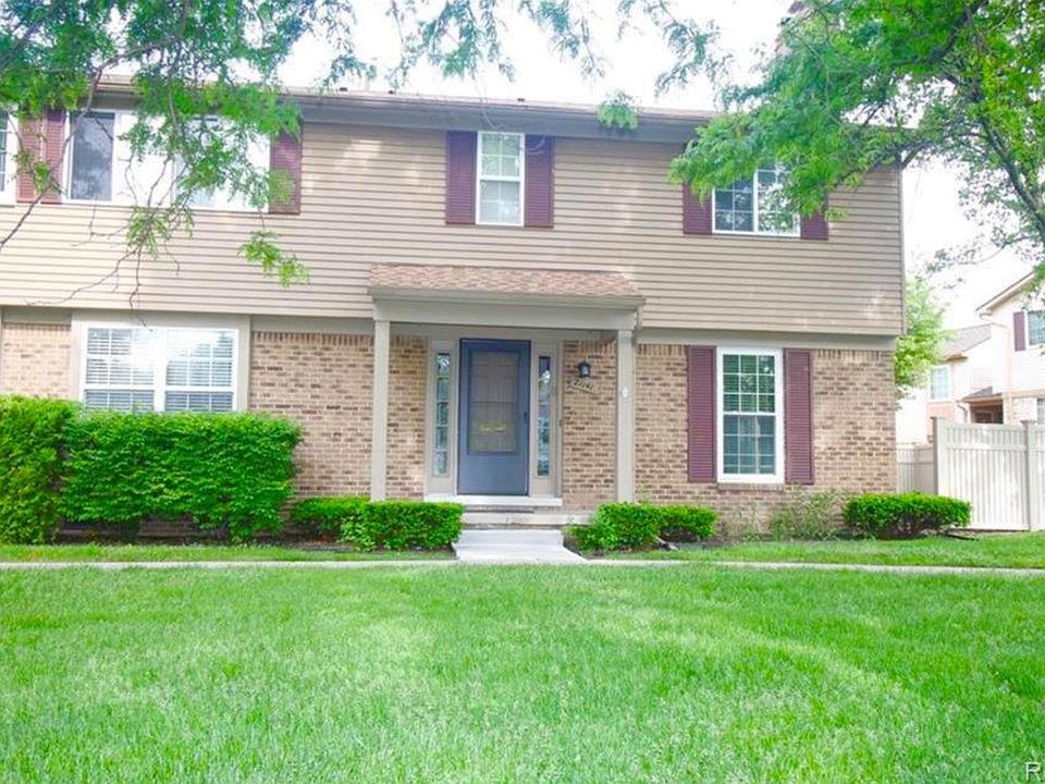 1st image of 21141 E Glen Haven Cir #Na